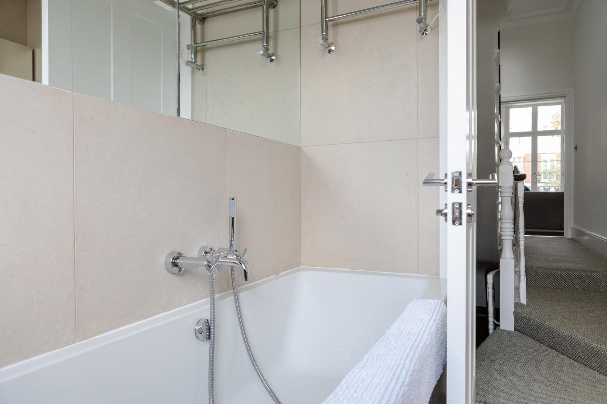 Number 53 - Stunning Maisonette With Parking In Kensington & Chelsea Лондон Экстерьер фото